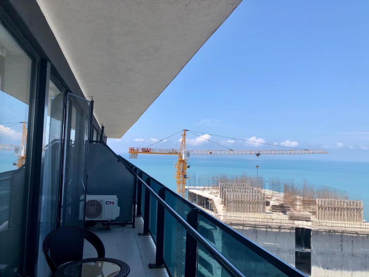 Batumi Orbi Beach Tower מראה חיצוני תמונה