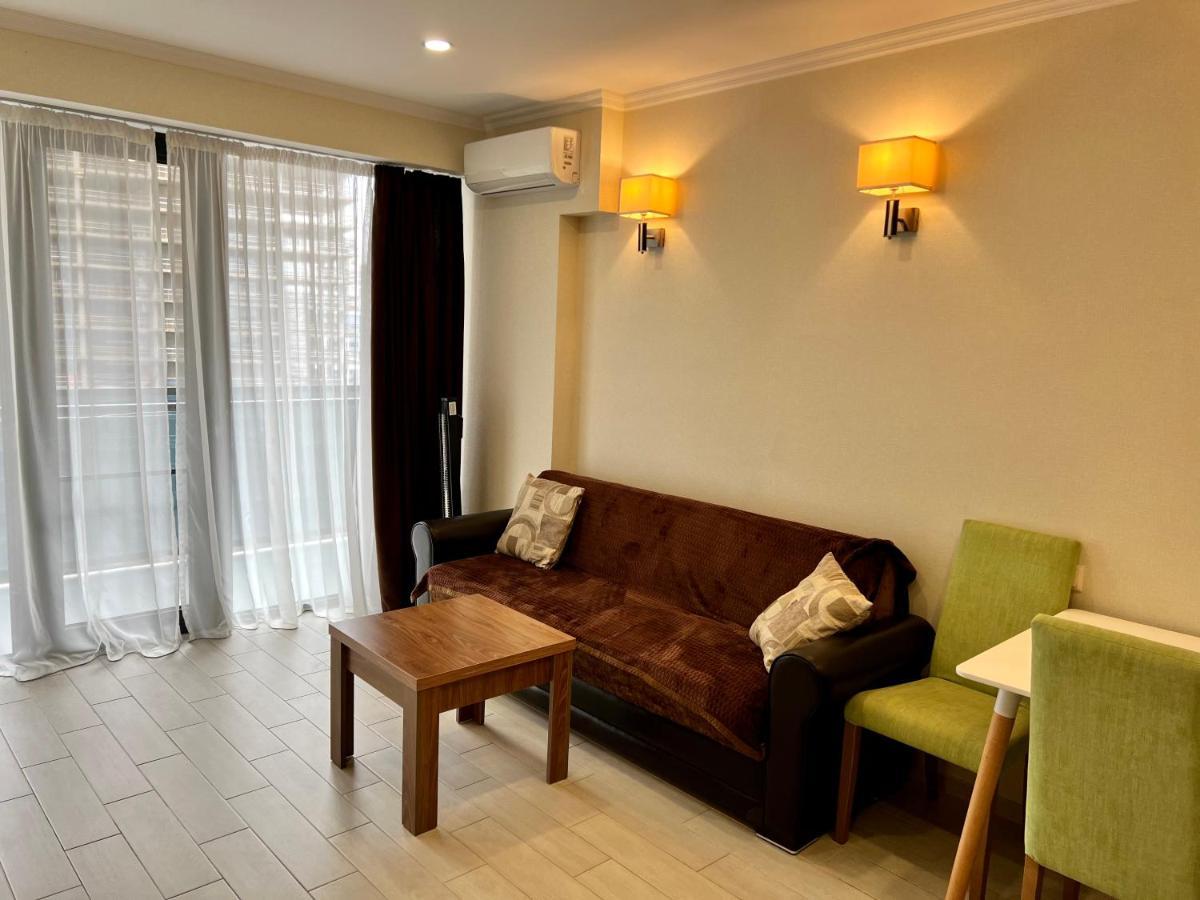 Batumi Orbi Beach Tower מראה חיצוני תמונה