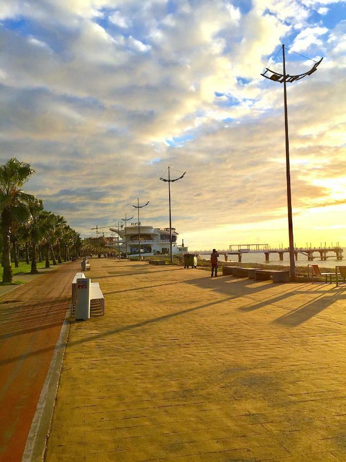 Batumi Orbi Beach Tower מראה חיצוני תמונה