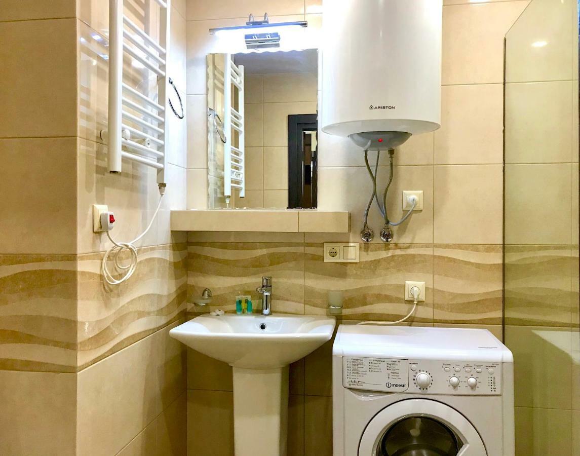 Batumi Orbi Beach Tower מראה חיצוני תמונה