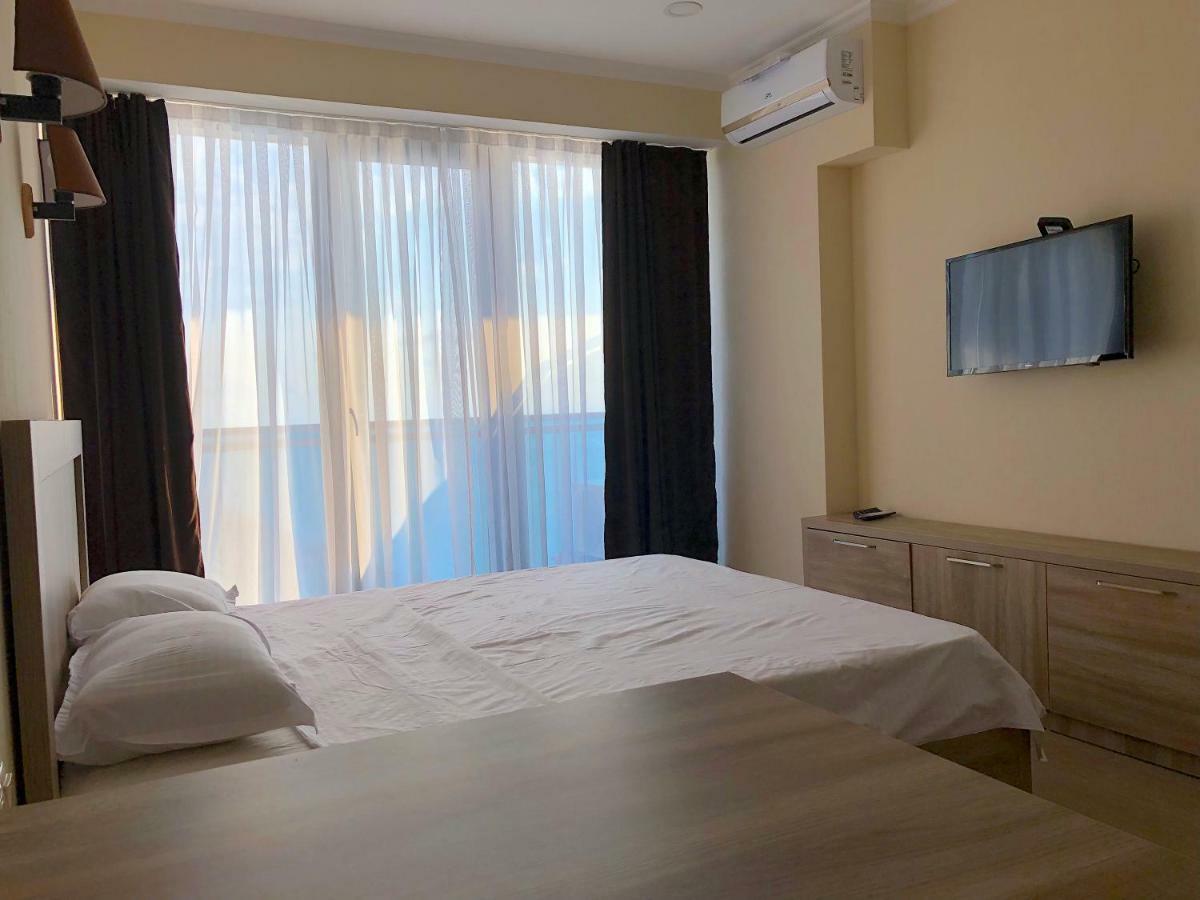Batumi Orbi Beach Tower מראה חיצוני תמונה