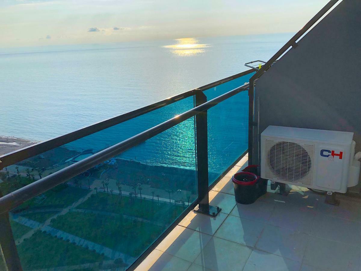 Batumi Orbi Beach Tower מראה חיצוני תמונה